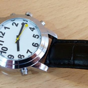 Reloj Unisex de pulsera Parlante