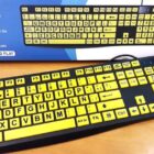 Teclado Alto Contraste Amarillo Kero